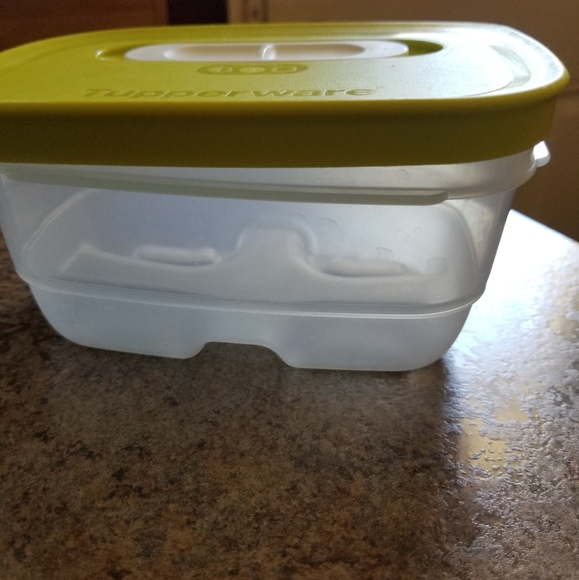 Tupperware FridgeSmart Small - Picture 9 of 11